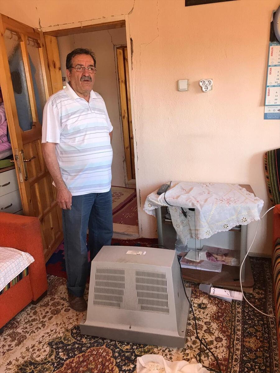 Deprem en çok onları vurdu! İşte o anlar... 12