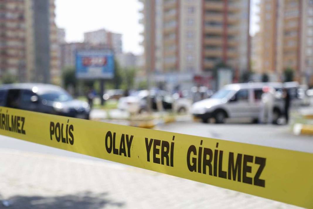 Türkiye'de görülen ilk seri katil vakası olan ve adeta tüm Türkiye'ye korku salan "Kesik bacak" cinayetleri hakkında geçmişe bir bakış... 5