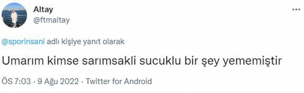 İzlerken bile başınız ağrıyacak! İşte üflemeli langırt oynayıp deli gibi eğlenen arkadaş grubu ve videolarının altına gelen efsane yorumlar... 11