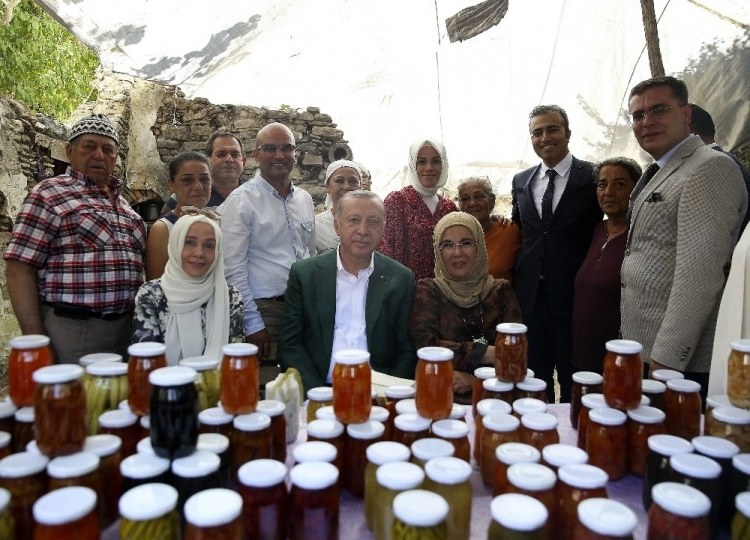 Cumhurbaşkanı Erdoğan Stratonikeia Antik Kenti'ni gezdi 7