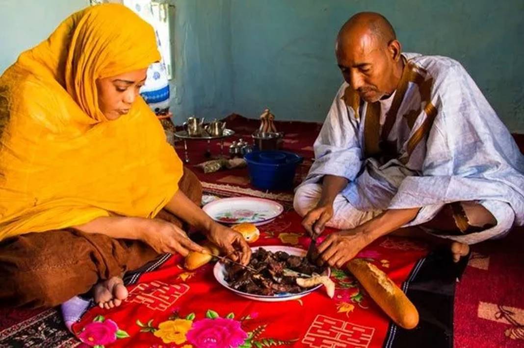 60 kilonun altında olan kadınlar evlenemiyor! Zayıf kadınların güzel olarak kabul edilmediği ve evde kaldığı Moritanya'nın bir garip geleneği "Gavaj" 4