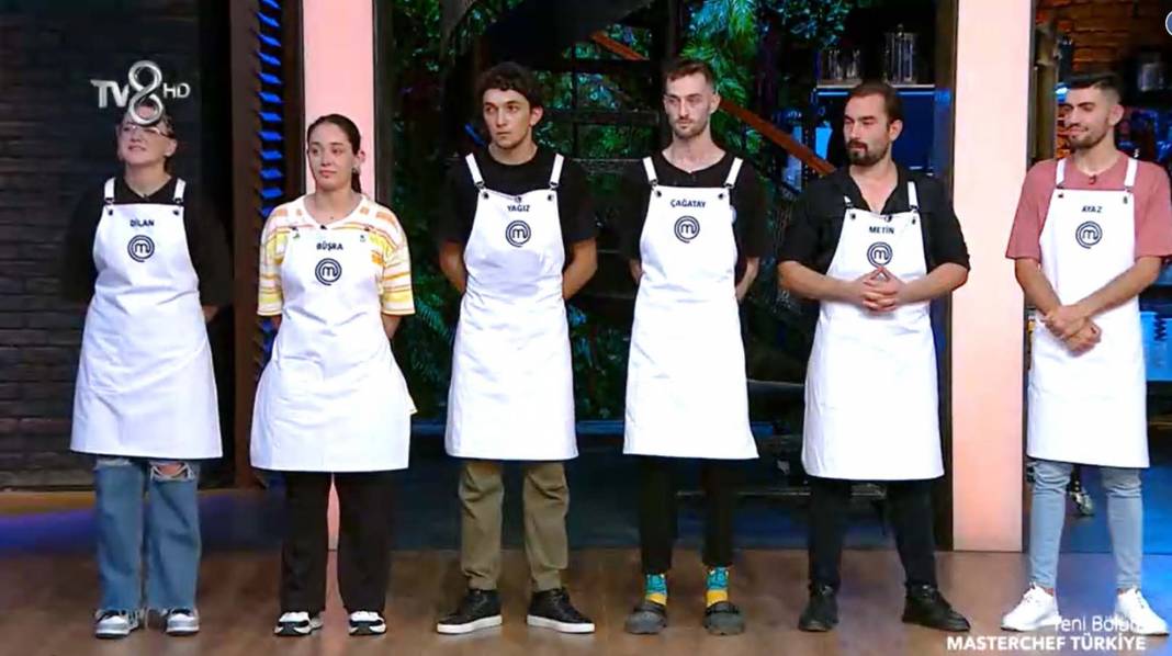 Masterchef Türkiye'de dengeler değişiyor! Mavi takımın kaptanlığı için büyük mücadele: Yarışmacılar soğuk soğuk terledi 11