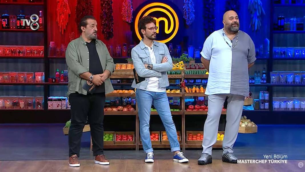 Masterchef Türkiye'de takım oyunu heyecanı! Mavi takım, kırmızı takımı ezip geçti 1