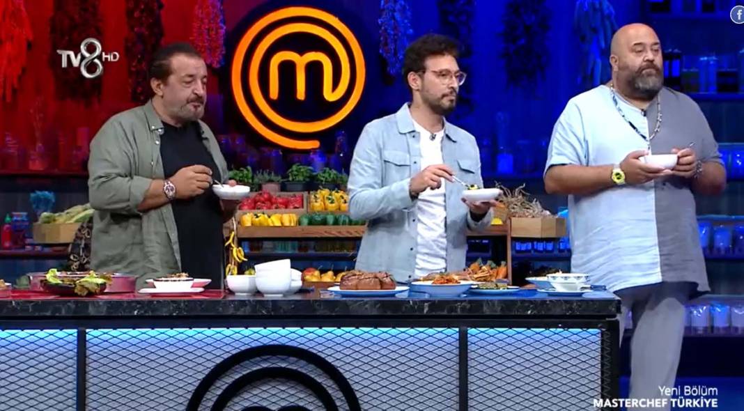 Masterchef Türkiye'de takım oyunu heyecanı! Mavi takım, kırmızı takımı ezip geçti 8