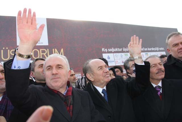 "Üşüyorum Yardım Edin!" Tırları Maltepe'den Yola Çıktı 6