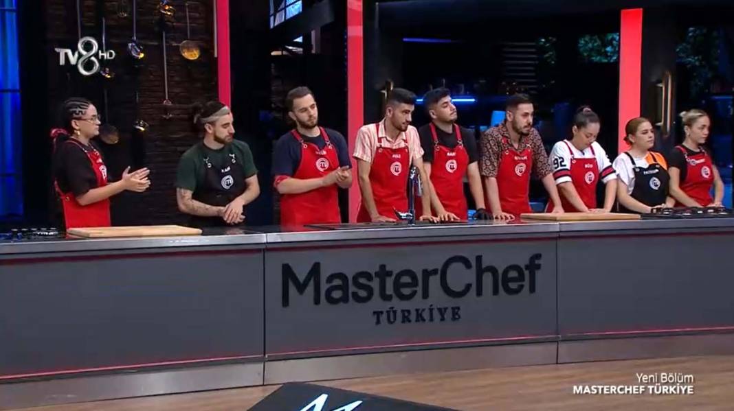 Masterchef Türkiye kızışıyor! İki takım arasındaki rekabette makas daraldı, ortam gerildi 9