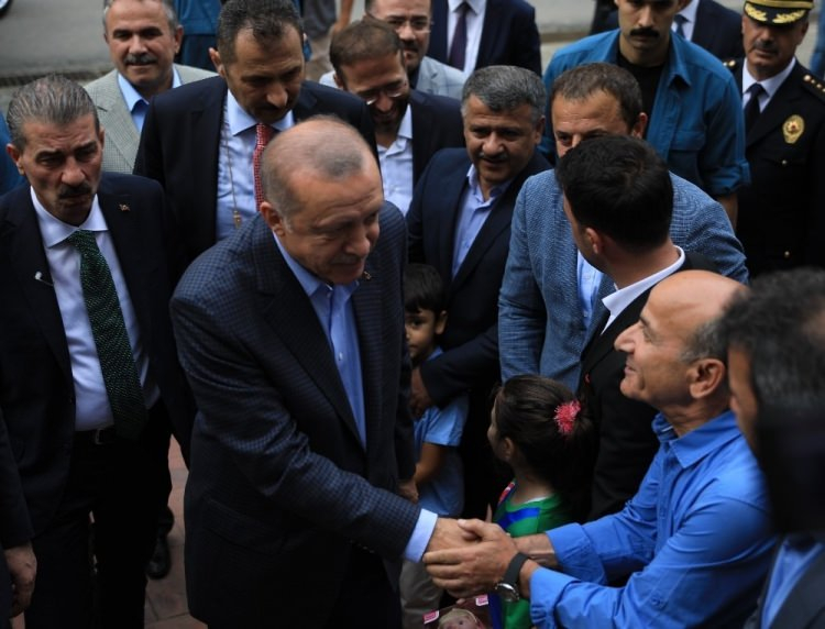 Cumhurbaşkanı Erdoğan'a Trabzon'da sevgi seli 6