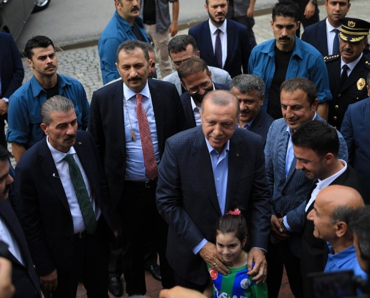 Cumhurbaşkanı Erdoğan'a Trabzon'da sevgi seli 7