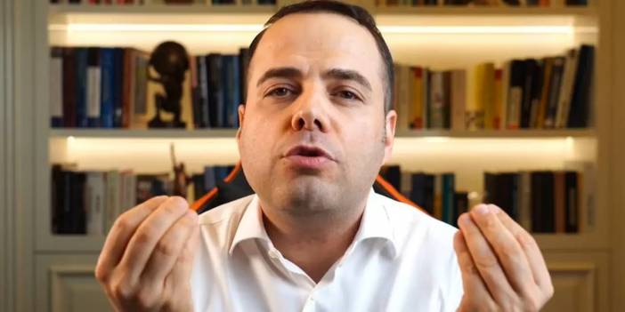 Ünlü ekonomist Özgür Demirtaş ters köşe yaptı! "Enflasyon düşecek" dedi, sosyal medya sallandı! "Enflasyon gelecek yıl düşecek, ancak..."