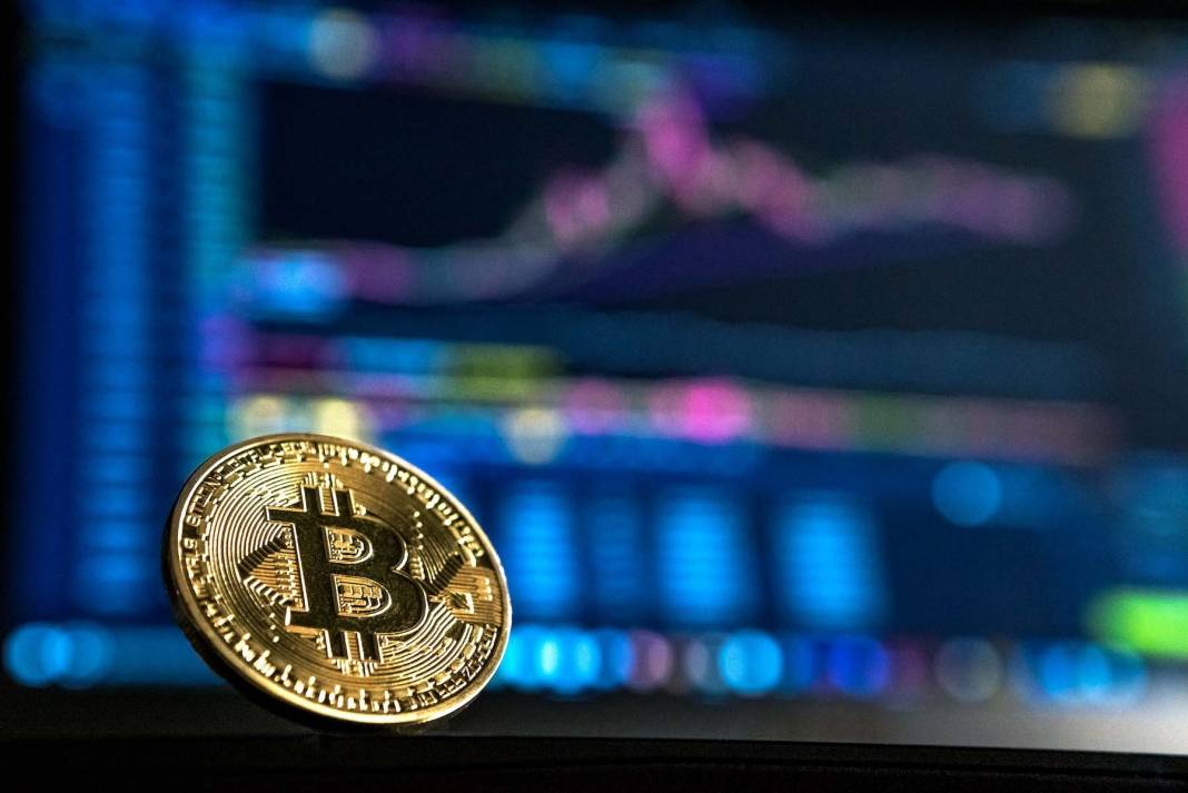 Kripto paralarda dalgalı seyir! Son zamanların en düşük değerini gören Bitcoin yükselişe geçti! Yatırımcı ne yapacak? 3