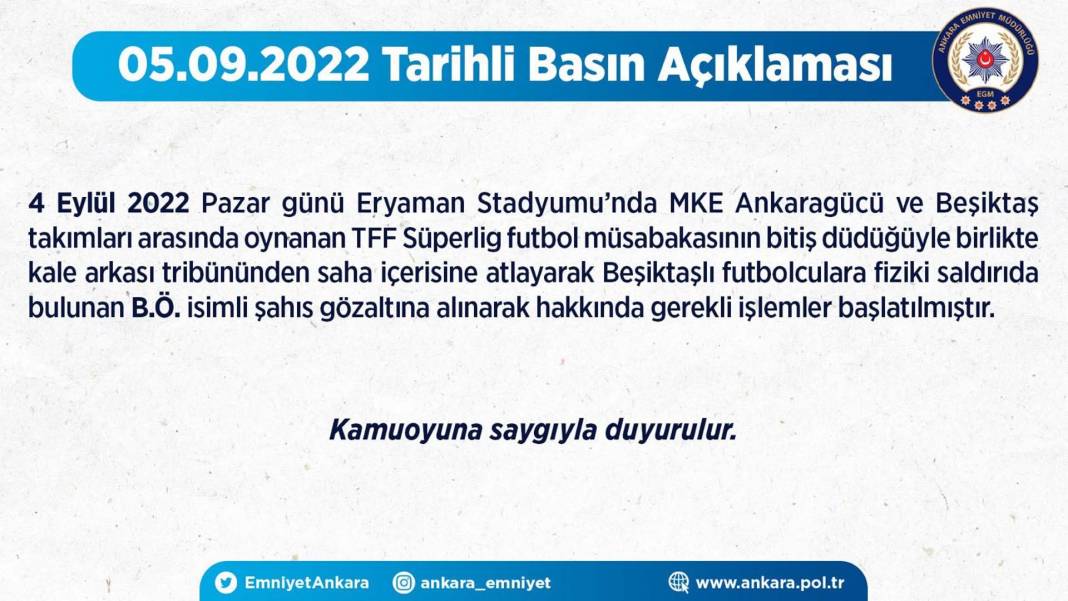 MKE Ankaragücü - Beşiktaş maçı bitti, ortalık karıştı! Sahaya giren taraftarlar futbolculara tekme attı 6