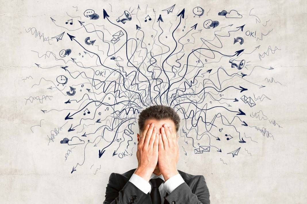 Akla aniden gelip gün boyunca devam ediyor! Bir türlü engel olunmayan şarkı söyleme durumu: Kulak Kurdu 7