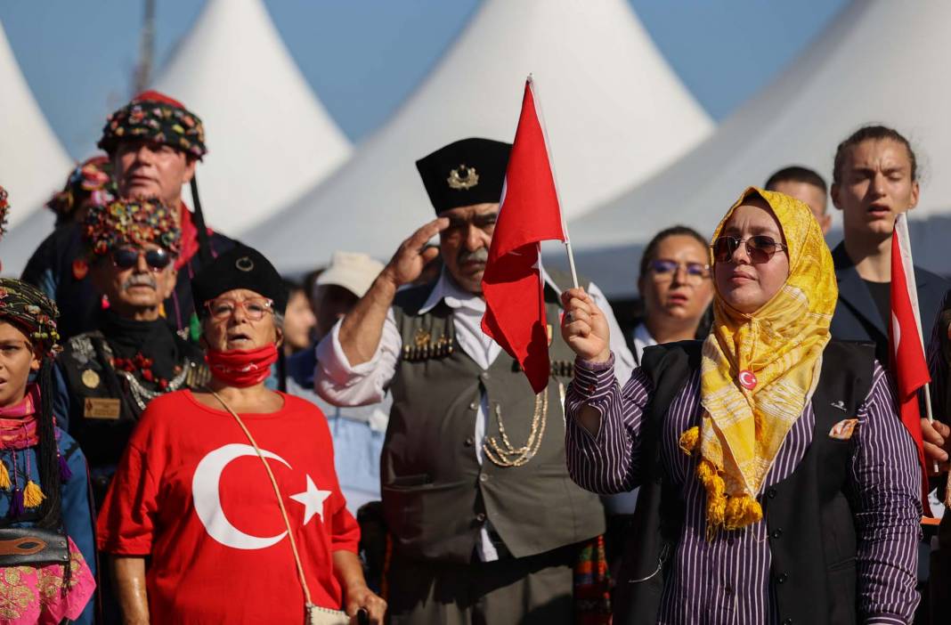 100 yıl önce çiçek açmıştı! İzmir'in düşman işgalinden kurtuluşu coşkuyla kutlanıyor! 20