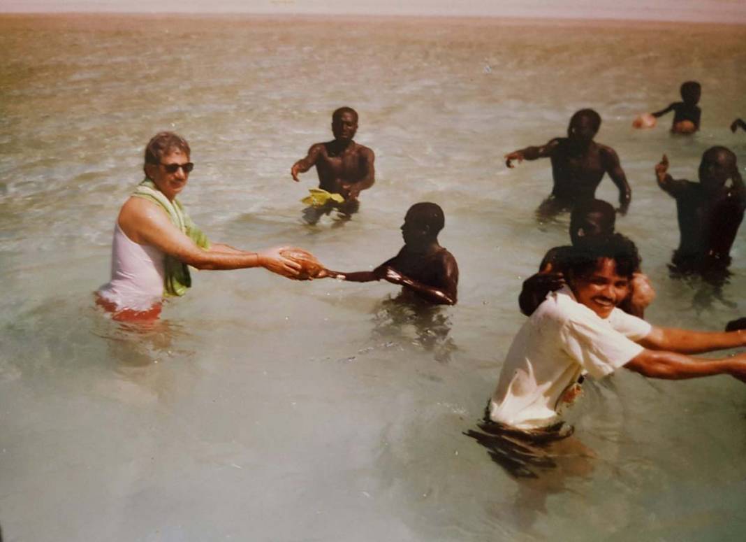 Dışarıdaki hayattan tamamen izole, dünyanın en ilkel ve vahşi toplumu : Sentinel Kabilesi 2