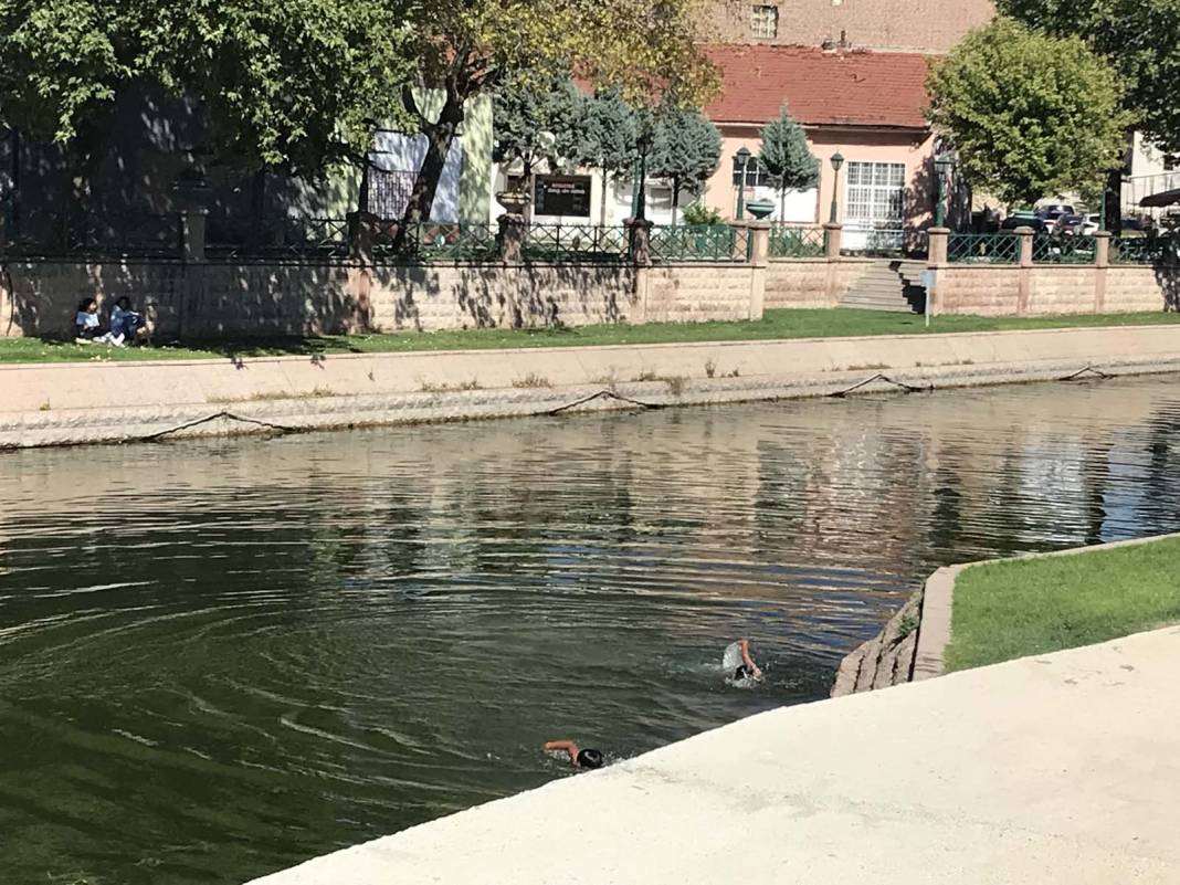 Eskişehir'deki çocuklar  Porsuk Çayı'nda ölüme yüzüyor! " Bizden hızlısı mezarda" 7