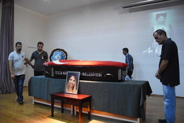 Genç kızın kahreden ölümü! Bu sözler tüm salonu yasa boğdu! 11