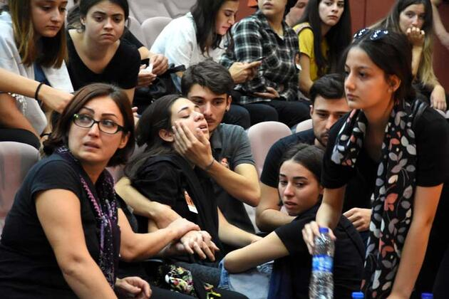 Genç kızın kahreden ölümü! Bu sözler tüm salonu yasa boğdu! 8