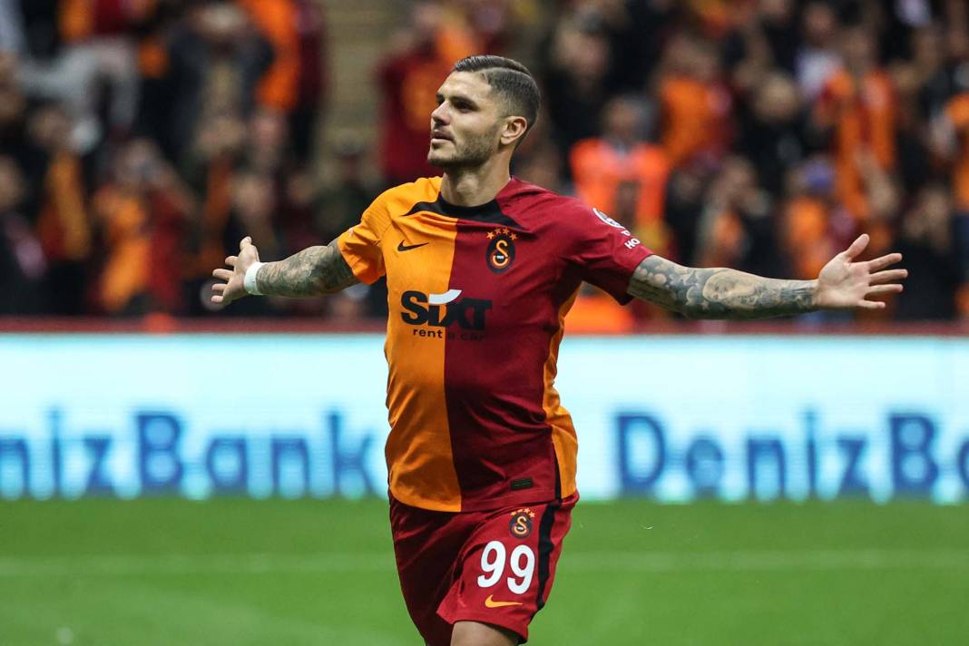 Galatasaray'ın yeni yıldızı Mauro Icardi'den kötü haber! Futbolu bırakacak mı? 3