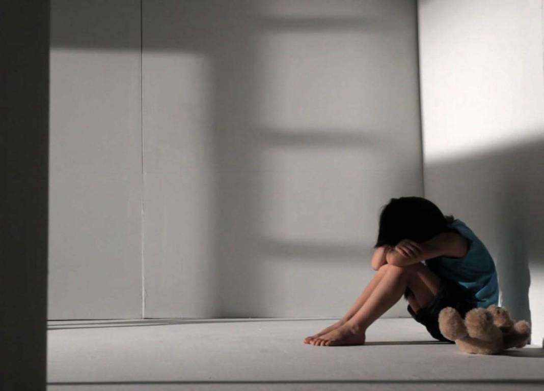 10 yaşındaki kız çocuğundan kan donduran ihbar! Babası cinsel hizmet için başkalarına satmış! 2