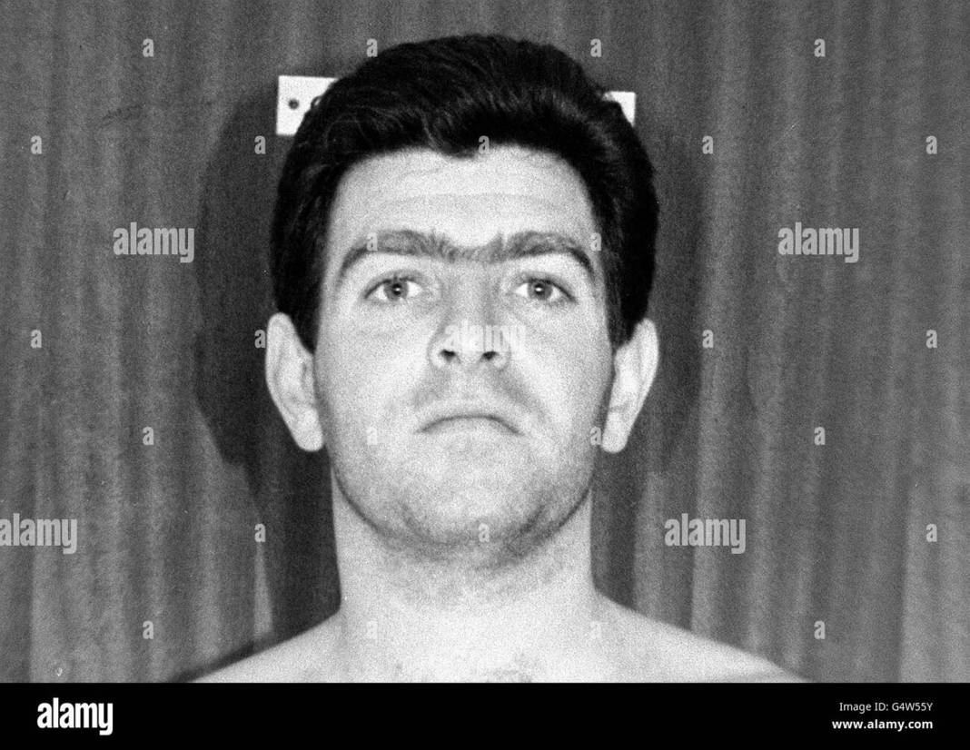 Milyonlarca sterlin ile kaçıp izini kaybettirdikten sonra kendini yakalatan ve dünyanın en aptal hırsızı olarak anılan Valerio Viccei'nin garip hikayesi 7