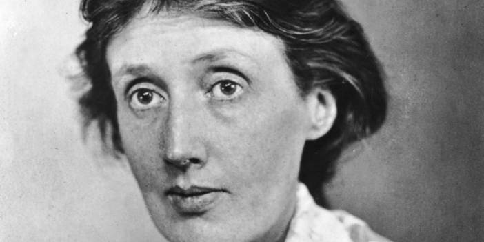 Puslu düşüncelerin yazarı, derin ve hüzünlü bakışların sahibi Virginia Woolf'dan yürek burkan alıntılar...