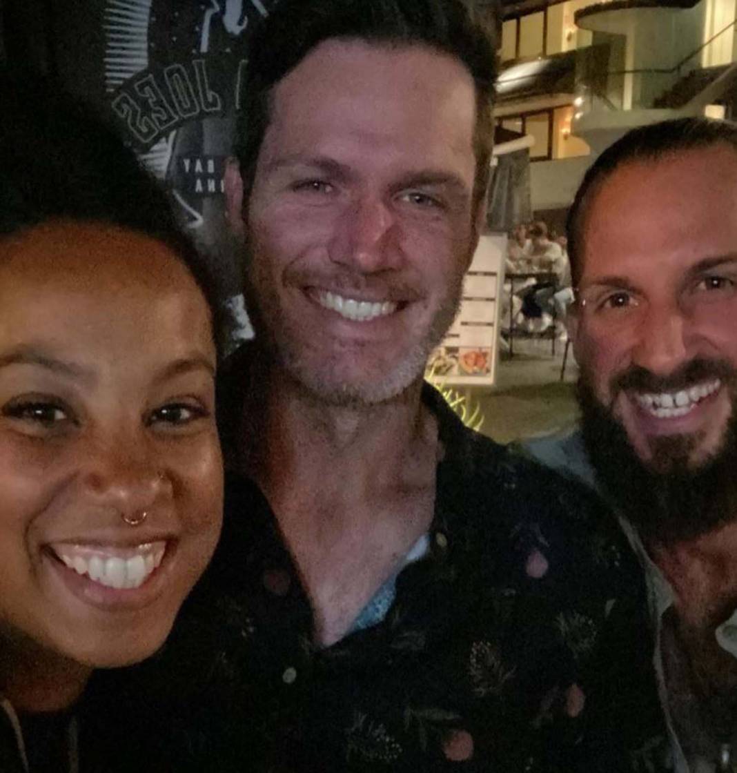 Kocası ve sevgilisiyle aynı evi paylaşıp açık ilişki yaşadığını söyleyen kadından şaşırtan itiraflar! "Bu harika bir şey" 5