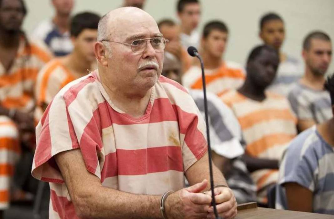 Dünyanın en sapkın ailesi! Baba ve 4 oğlu, yıllarca çocukları torunlarını ensest ilişkiye zorlayarak evlenmiş! 2