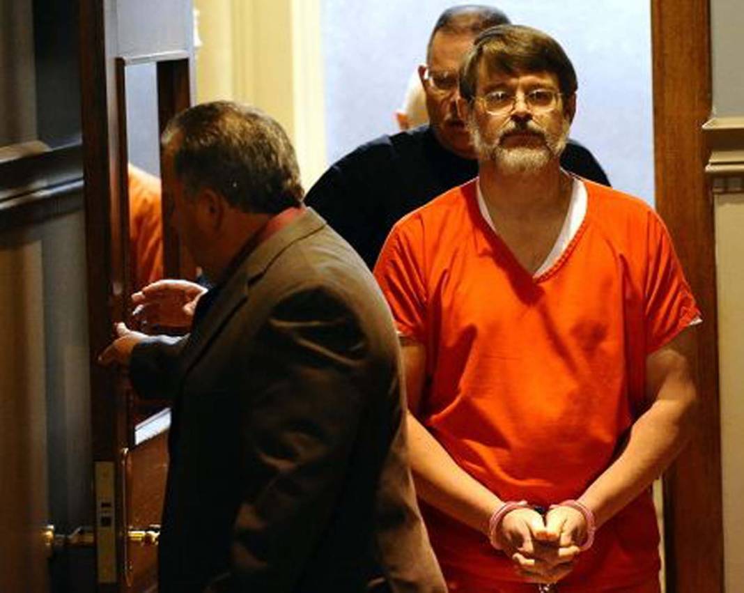 Dünyanın en sapkın ailesi! Baba ve 4 oğlu, yıllarca çocukları torunlarını ensest ilişkiye zorlayarak evlenmiş! 3