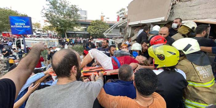 İzmir depremini 2. yılında unutmadık! İşte depremin acı fotoğrafları...