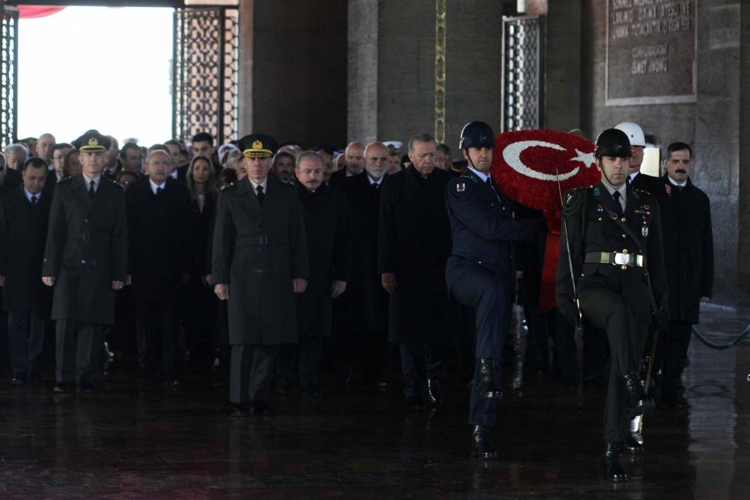 Devlet erkanı Anıtkabir'e geldi! Mustafa Kemal Atatürk için tören düzenlendi! 19