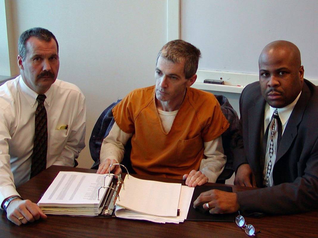 Yüksek dozda ilaç enjekte ederek yüzlerce hastasının ölümüne neden olan hemşire: Ölüm Meleği Charles Cullen 3