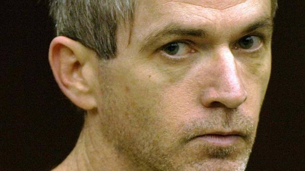 Yüksek dozda ilaç enjekte ederek yüzlerce hastasının ölümüne neden olan hemşire: Ölüm Meleği Charles Cullen 4