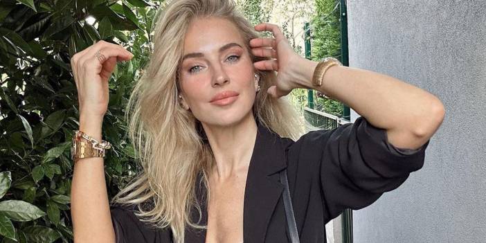 Ünlü model Burcu Esmersoy, bu kez beğenilmedi! Yaşını belli etti, takipçileri acımadan eleştirdi: "Yaşlanıp, kırışmışsın..."