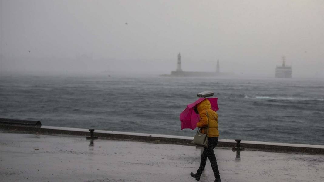 Meteoroloji turuncu kodla uyarmıştı! AFAD'dan İstanbullulara mesaj: Kuvvetli fırtına geliyor, önleminizi alın 2