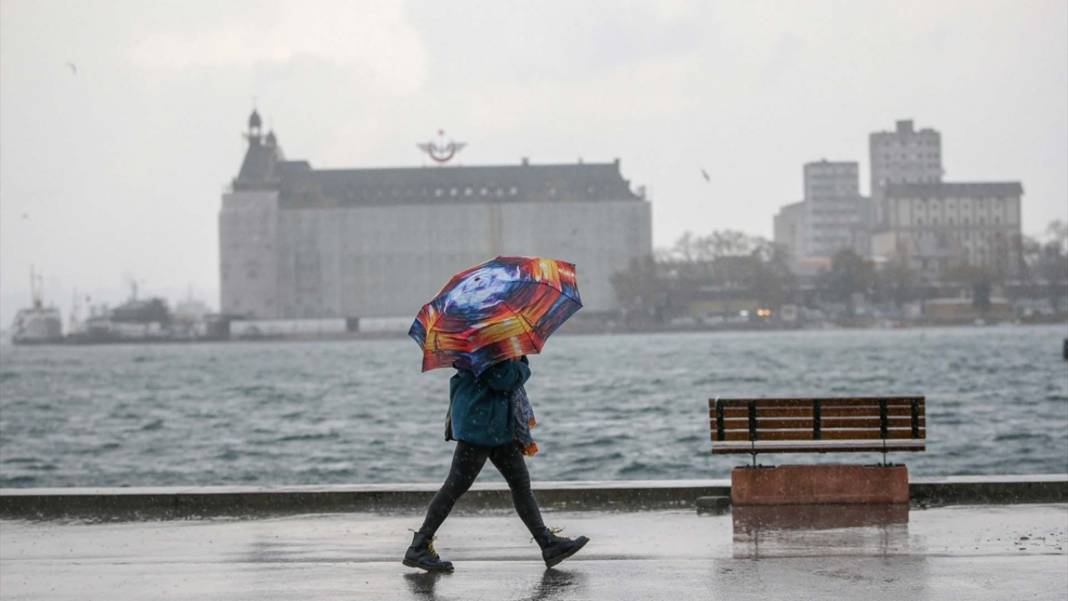 Meteoroloji turuncu kodla uyarmıştı! AFAD'dan İstanbullulara mesaj: Kuvvetli fırtına geliyor, önleminizi alın 5