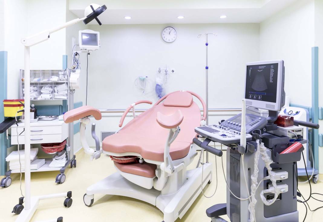 Yeni doğum yapan anne, bebeğini görünce gözlerine inanamadı! Bebeği o kadar büyüktü ki... 5