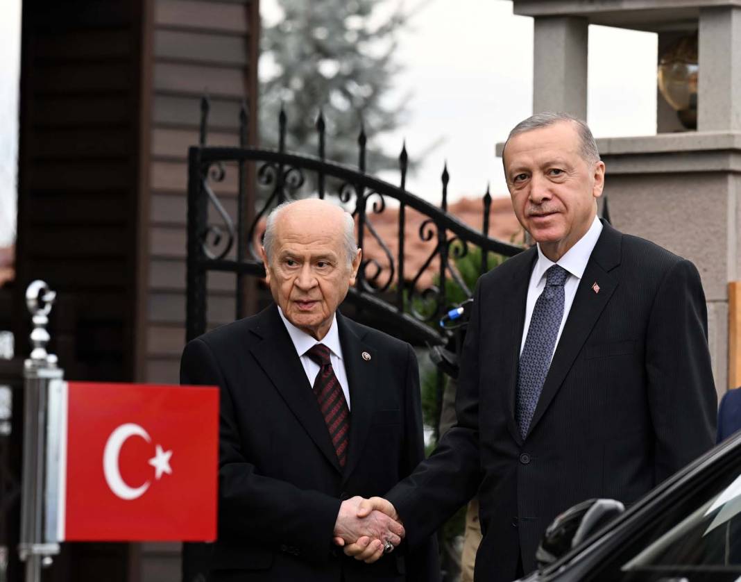 Cumhurbaşkanı Erdoğan, Devlet Bahçeli'yi ziyaret etti! Kritik konular masaya geldi 1