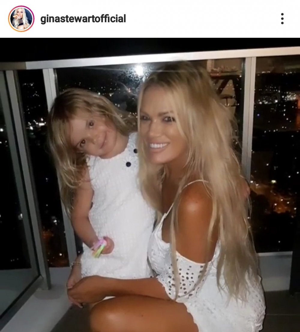 50'lik büyükanne sosyal medya fenomeni oldu 2