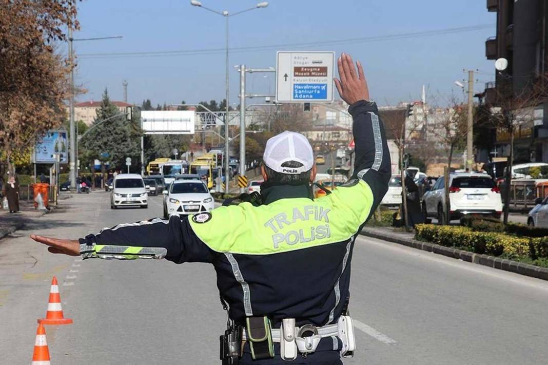 2023 yılı trafik cezaları belli oldu! Trafikte bunları sakın yapmayın! 11