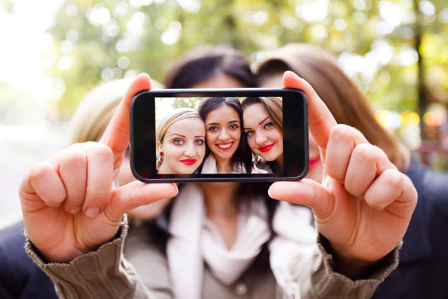 Dikkat! Sosyal medyada paylaştığınız fotoğraflar sizi tehlikeye sokabilir 2