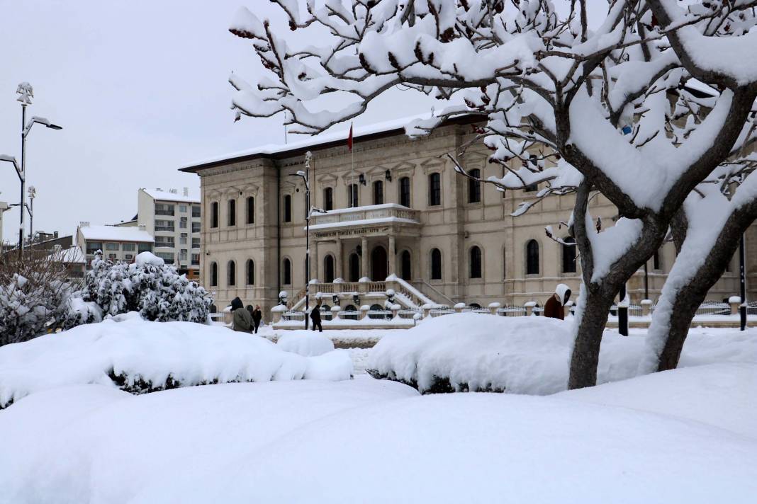 Sivas'ta kuraklık alarmı! Geçen seneyi mumla aratan görüntüler! 3