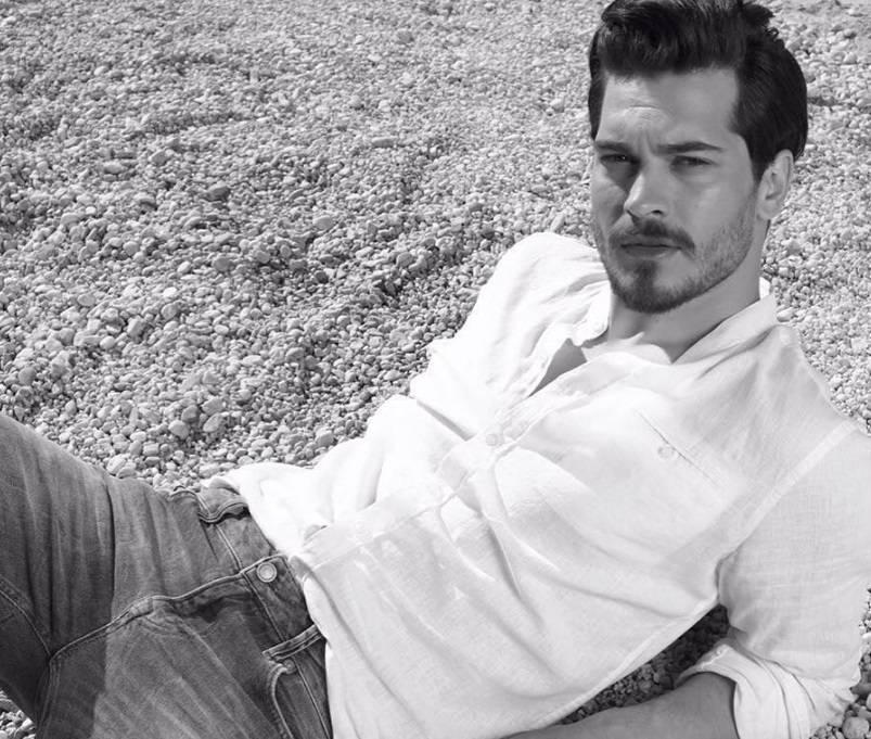 Çağatay Ulusoy ve İlkin Tüfekçi ilişkisi olduğuna dair büyük kanıt! 3