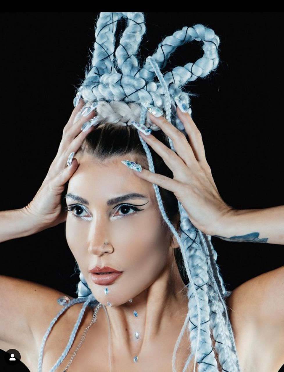 Hande Yener'e büyük teklif! Milyonlar kazanacak! 7