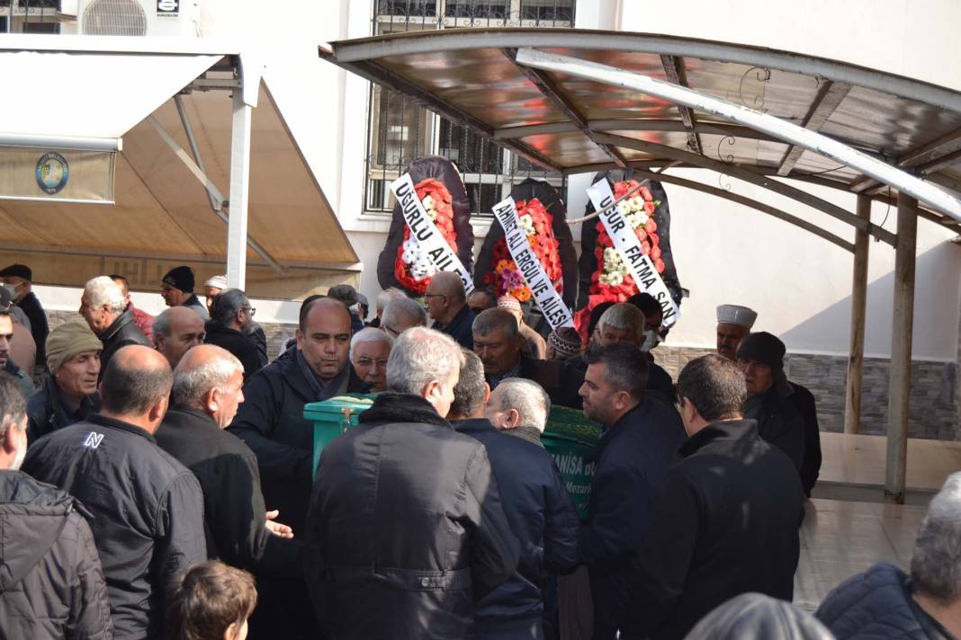 Cumhurbaşkanı Erdoğan'dan Asırlık Çınar belgesi almıştı! 60 torunu olan Bektaş Ergül'den acı haber 11