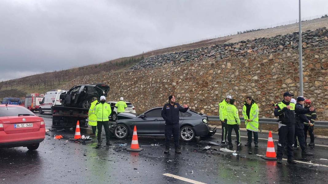 Bursa Gemlik'te zincirleme kaza! Çok sayıda ölü ve yaralı var 5