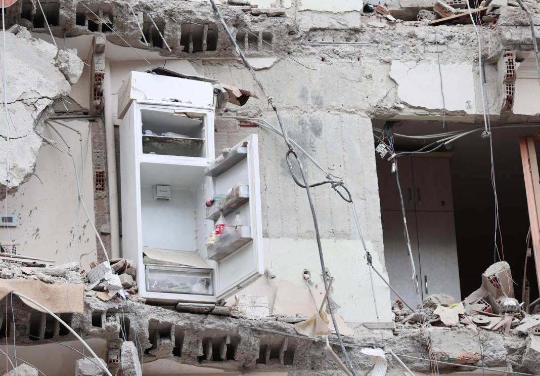 7.4 büyüklüğünde deprem! İşte Kahramanmaraş'taki son durumu gösteren fotoğraflar... 21