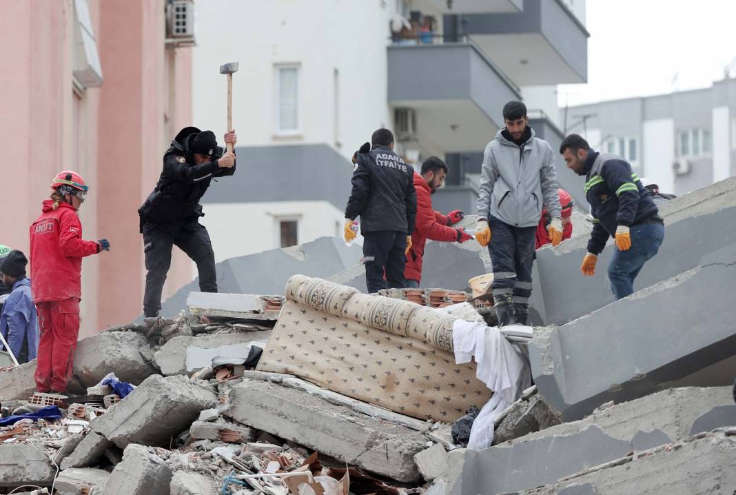 7.4 büyüklüğünde deprem! İşte Kahramanmaraş'taki son durumu gösteren fotoğraflar... 24