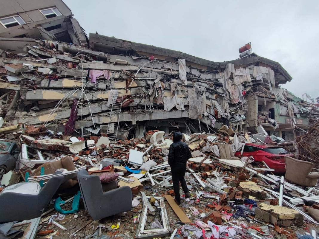 7.4 büyüklüğünde deprem! İşte Kahramanmaraş'taki son durumu gösteren fotoğraflar... 36