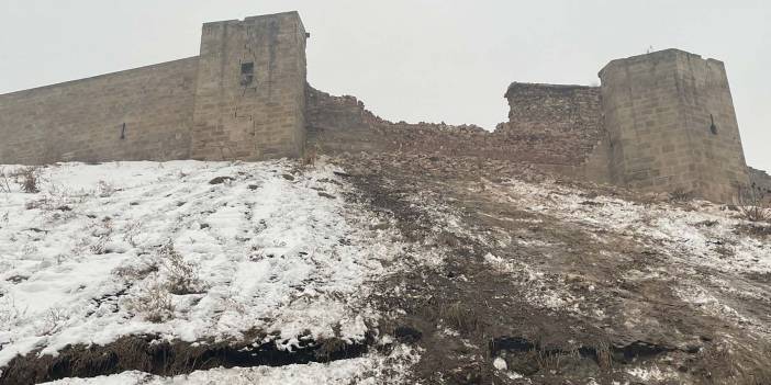 Kahramanmaraş'taki 7.4 deprem Gaziantep Kalesi'ni yıktı! İşte kalenin son durumu...