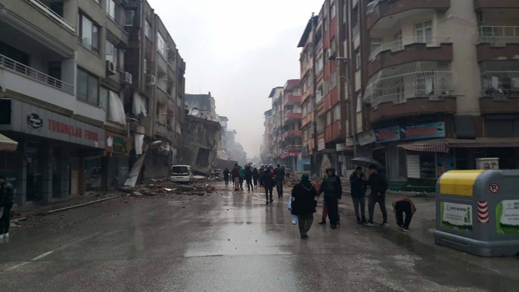 Yüreğimiz yanıyor! Deprem felaketinin yaşandığı Hatay dronla görüntülendi! İşte o fotoğraflar... 20